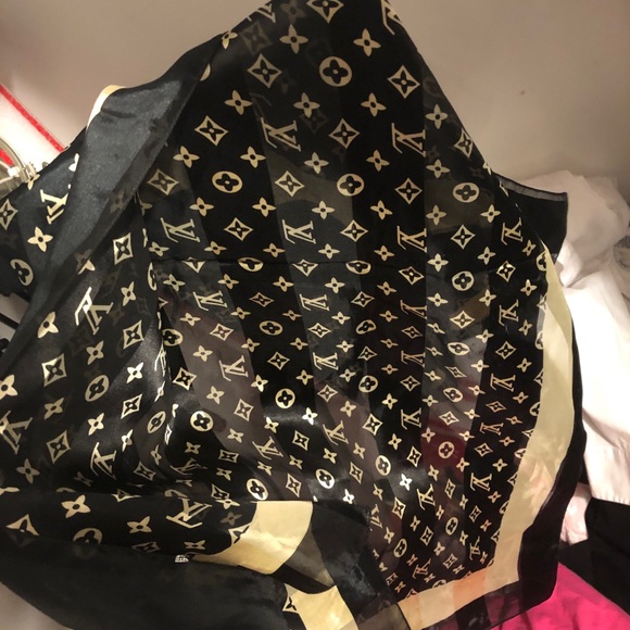 Clothing watches hats scarves watches - Picture 7 of 7